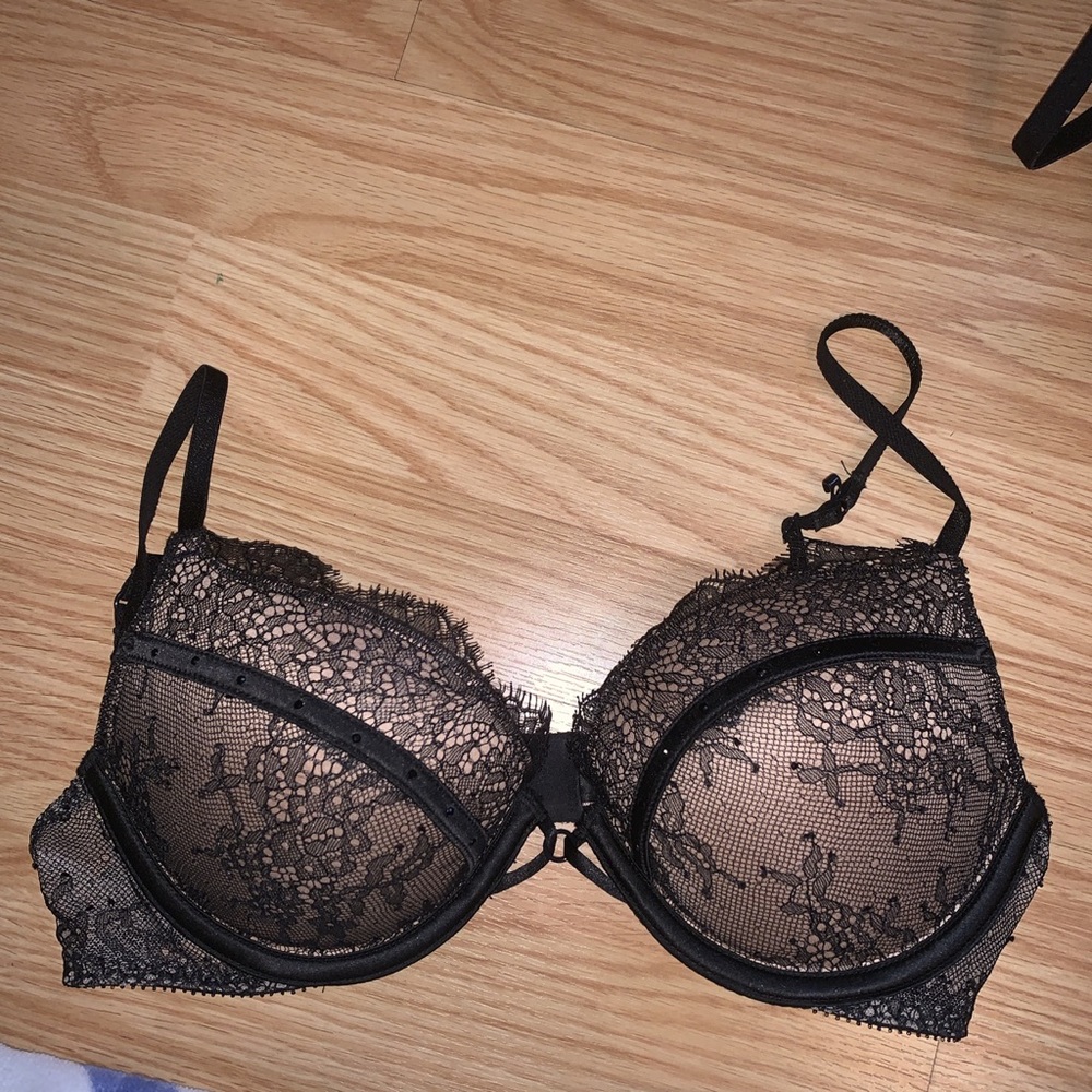 Victoria’s Secret bra